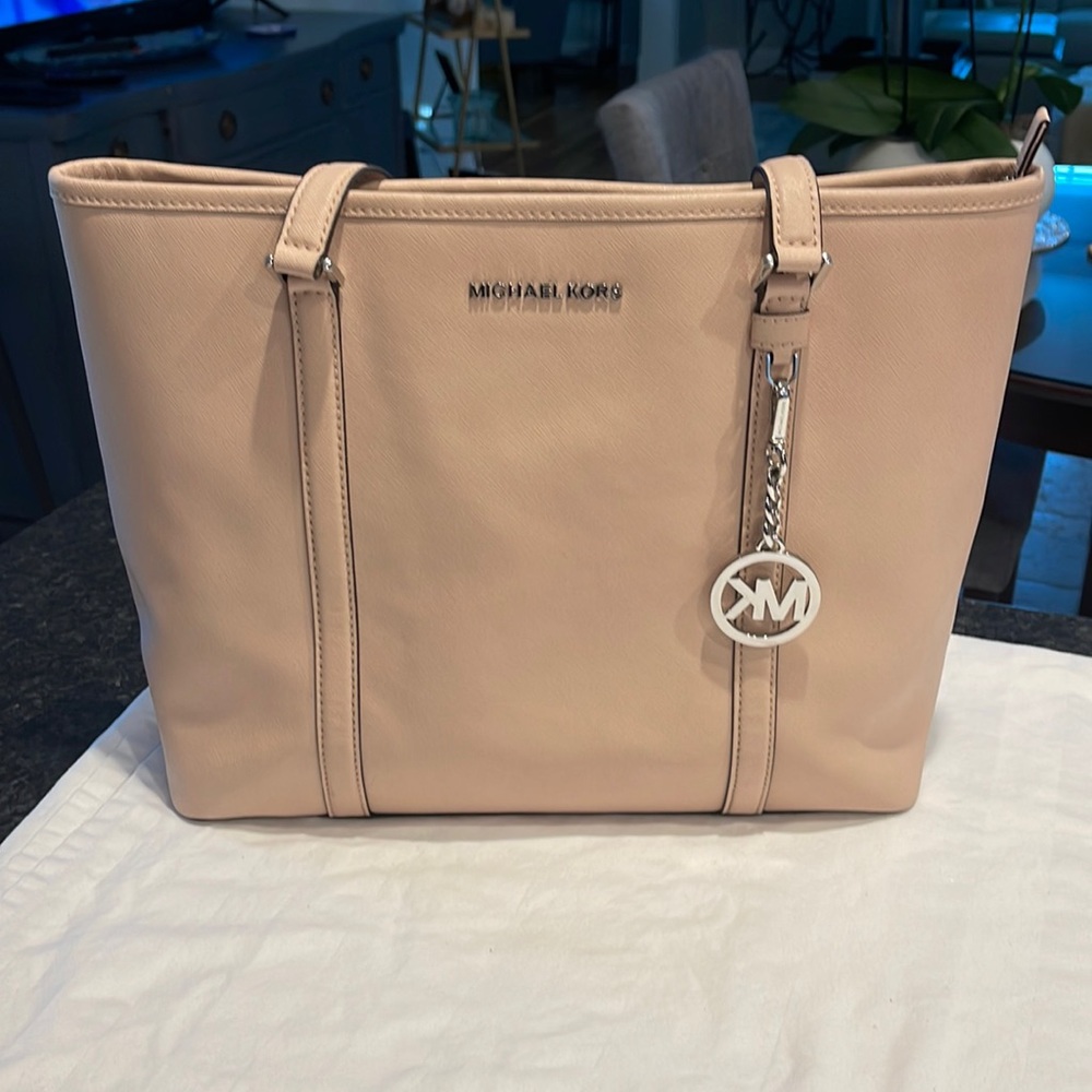 Authentic Michael Kors tote